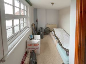 Photo 8- click for photo gallery